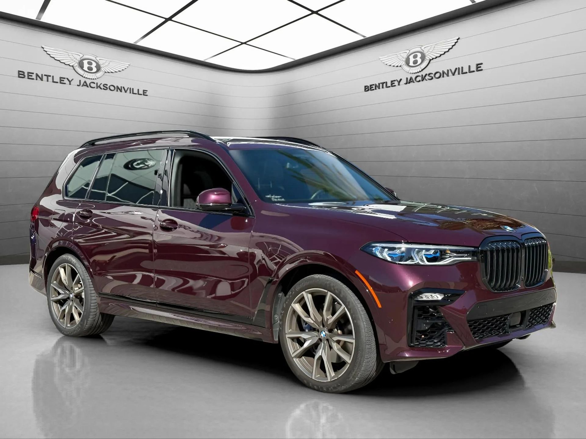 Used 2022 BMW X7 M50i image 32