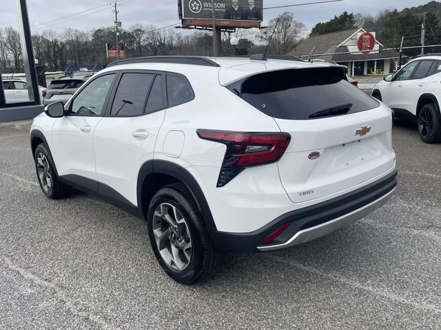 New 2026 Chevrolet Trax LT w/ Driver Confidence Package image 5