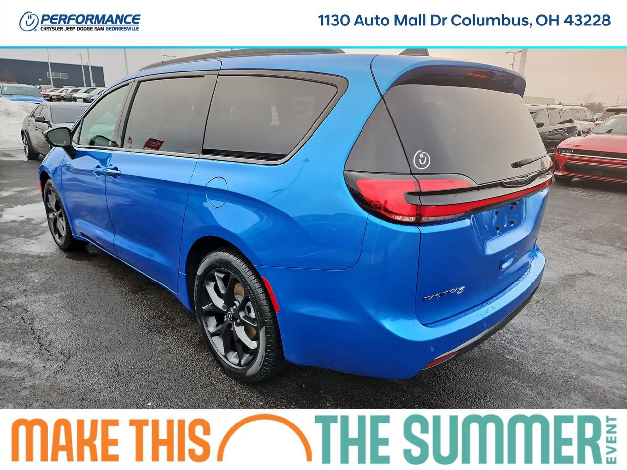 New 2026 Chrysler Pacifica Select w/ S Appearance Package FWD image 5