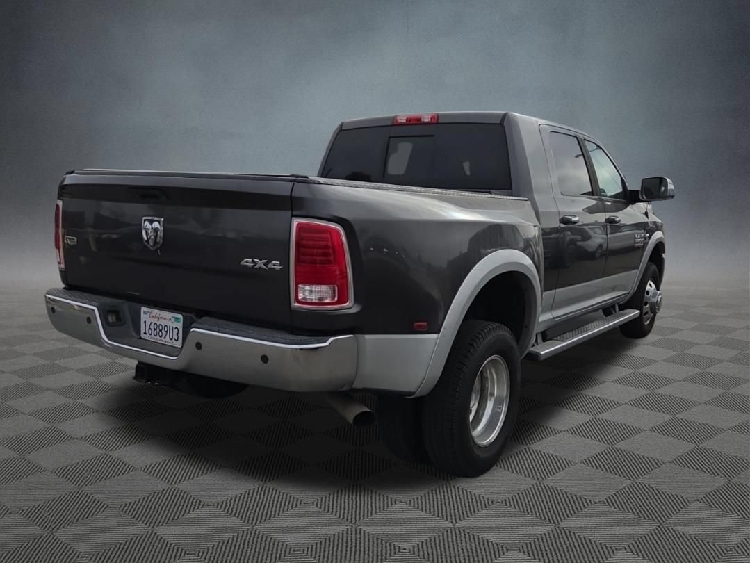 Used 2014 RAM 3500 Laramie w/ Convenience Group AWD/4WD image 4