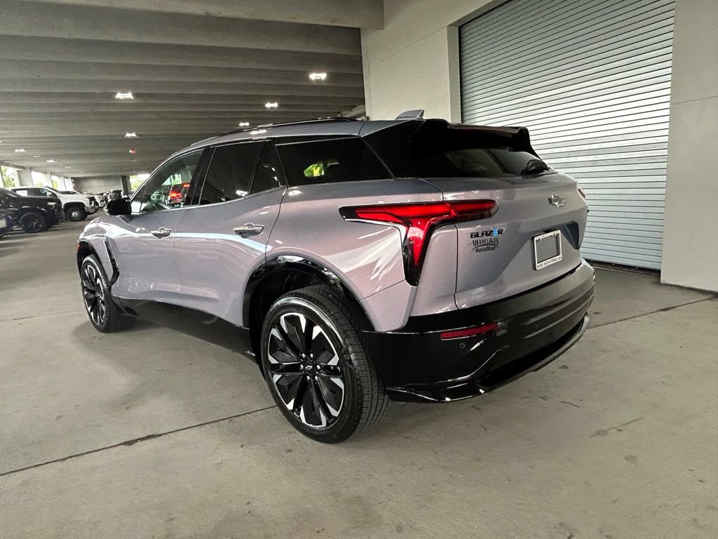 Used 2024 Chevrolet Blazer EV RS AWD/4WD image 3