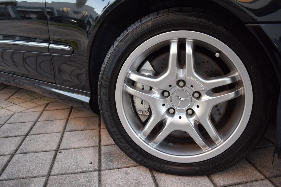 Used 2003 Mercedes-Benz CLK 55 AMG Coupe image 88