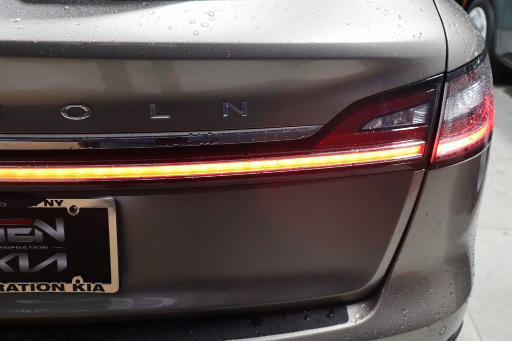 Used 2021 Lincoln Nautilus Reserve image 28