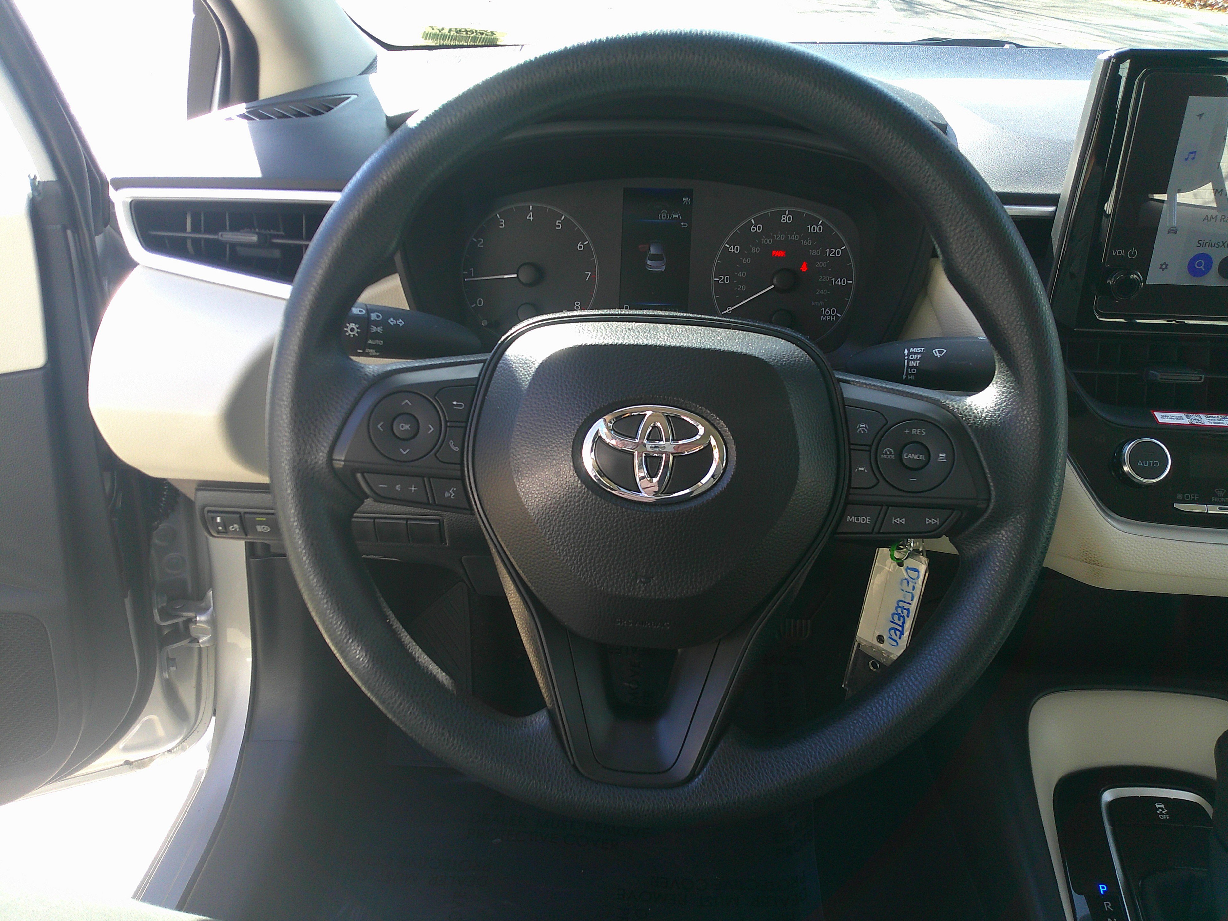 Used 2025 Toyota Corolla LE image 19