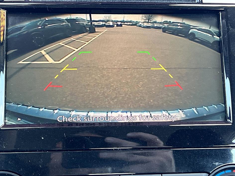 Used 2020 Nissan Rogue Sport S image 24