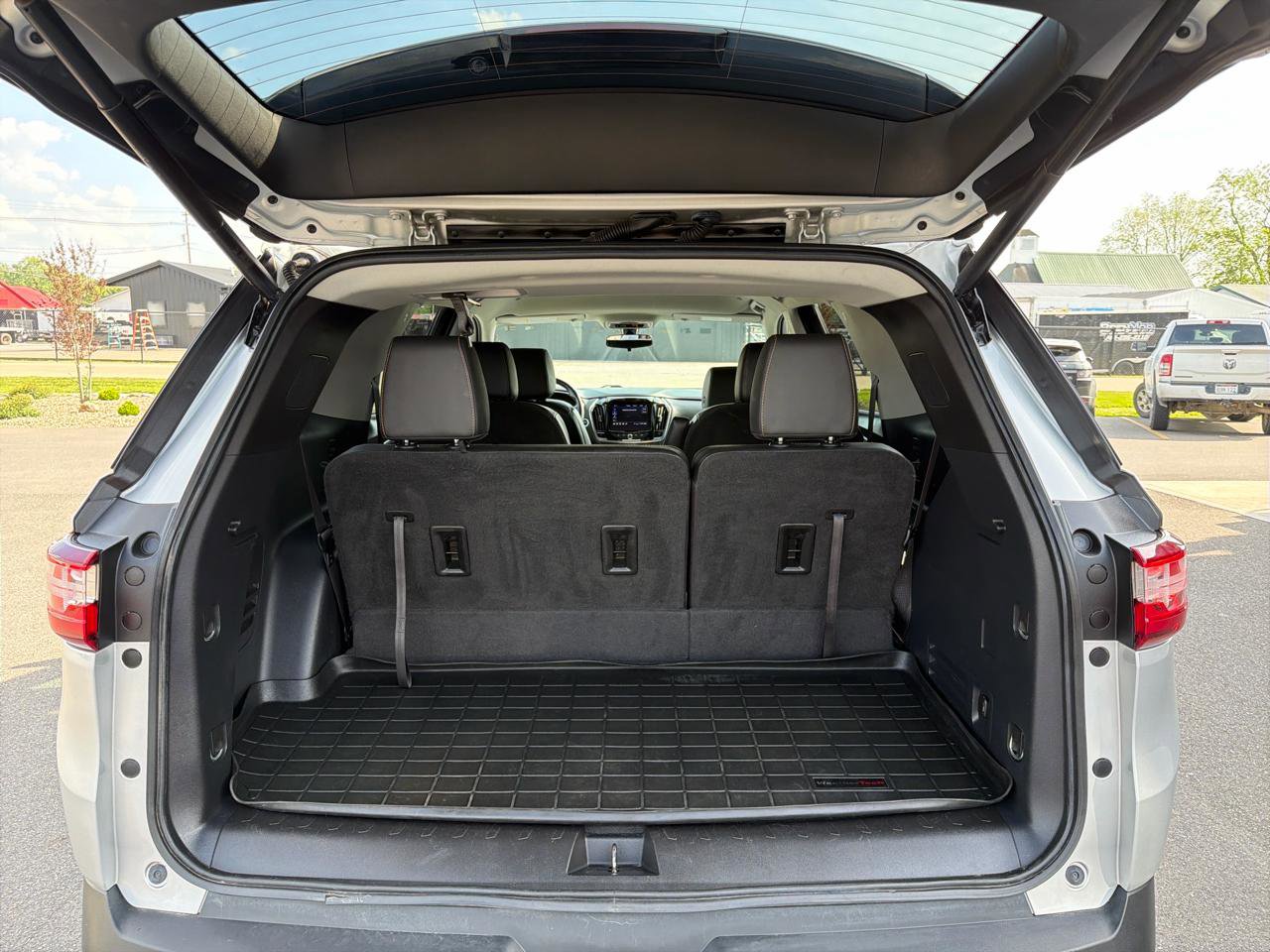 Used 2020 Chevrolet Traverse LT AWD/4WD image 16