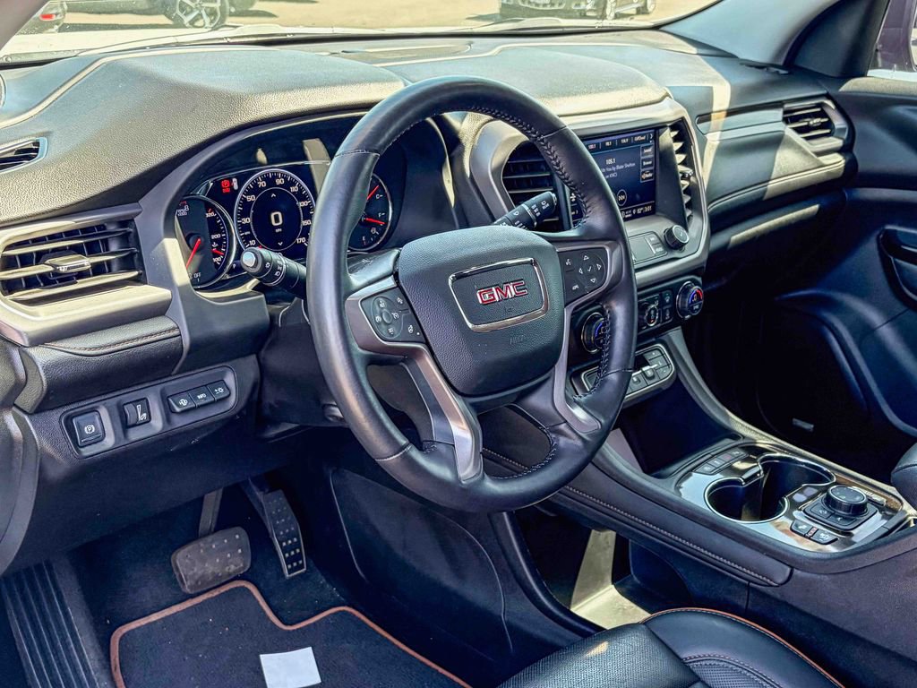 Used 2021 GMC Acadia AT4 w/ Technology Package image 8