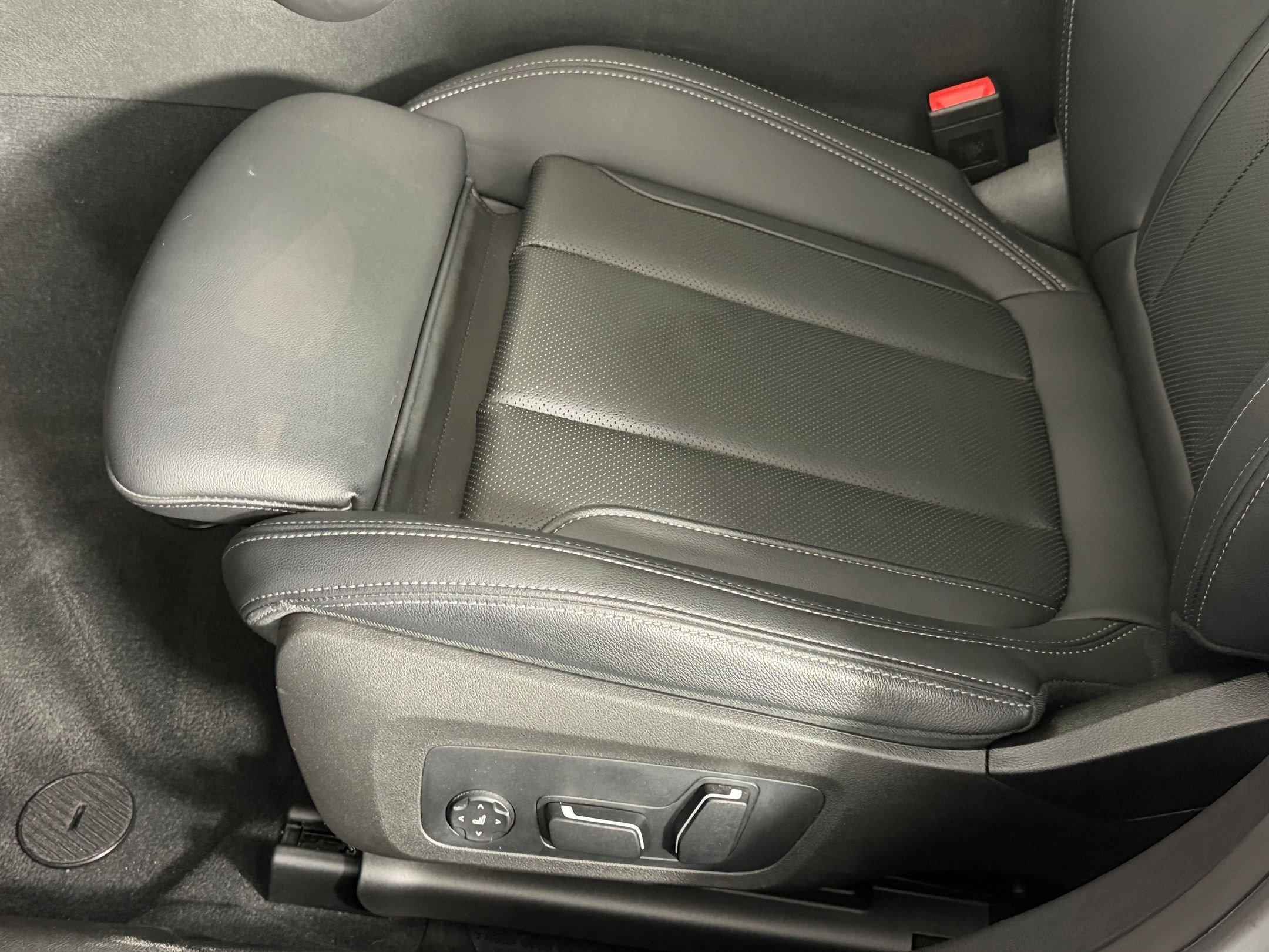 Certified 2025 BMW M340i w/ Premium Package RWD image 13