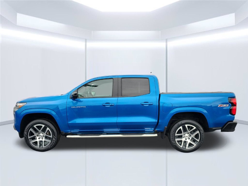 Used 2023 Chevrolet Colorado Z71 w/ Z71 Convenience Package 2 AWD/4WD image 9