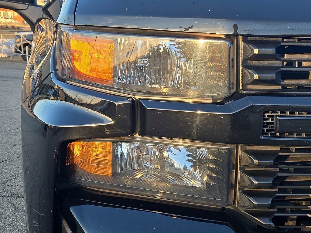 Used 2021 Chevrolet Silverado 1500 Custom image 13