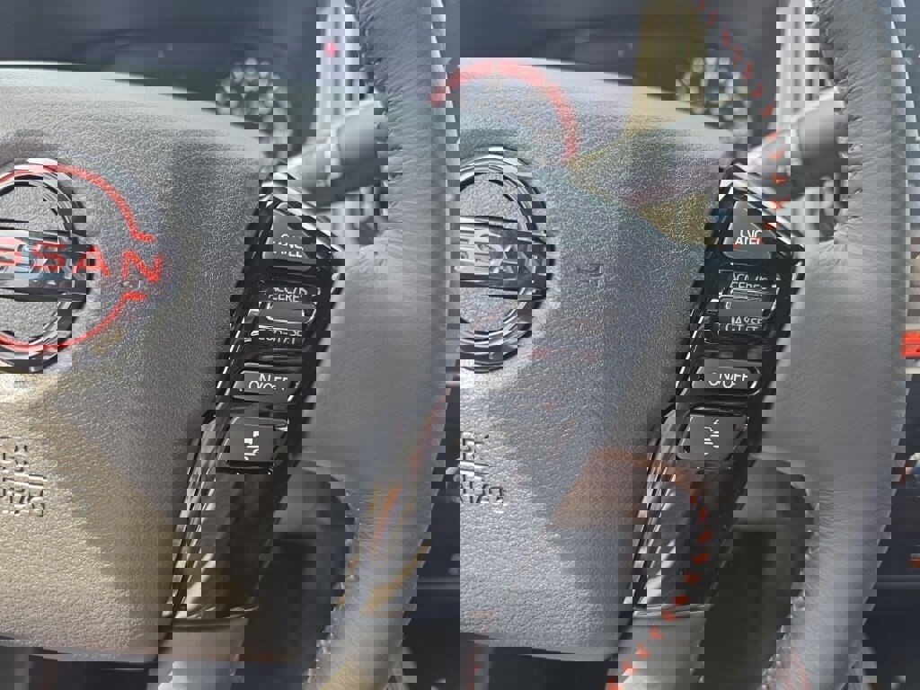 New 2025 Nissan Frontier PRO-4X image 22