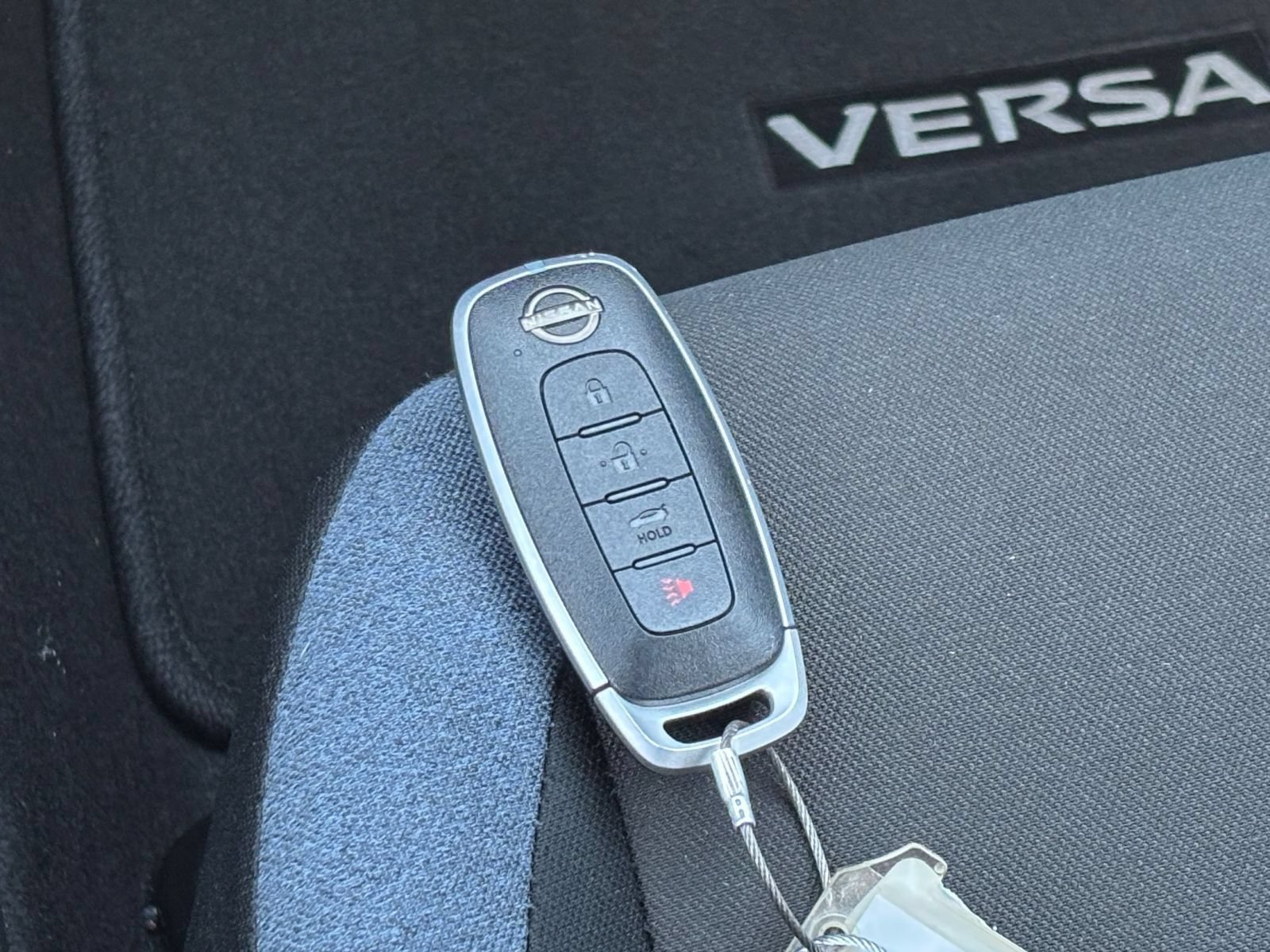 Used 2025 Nissan Versa SV FWD image 18