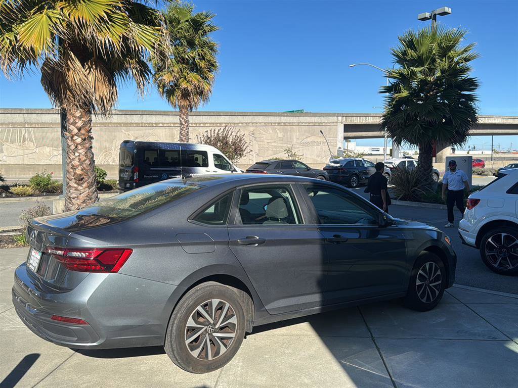 Used 2023 Volkswagen Jetta S image 6