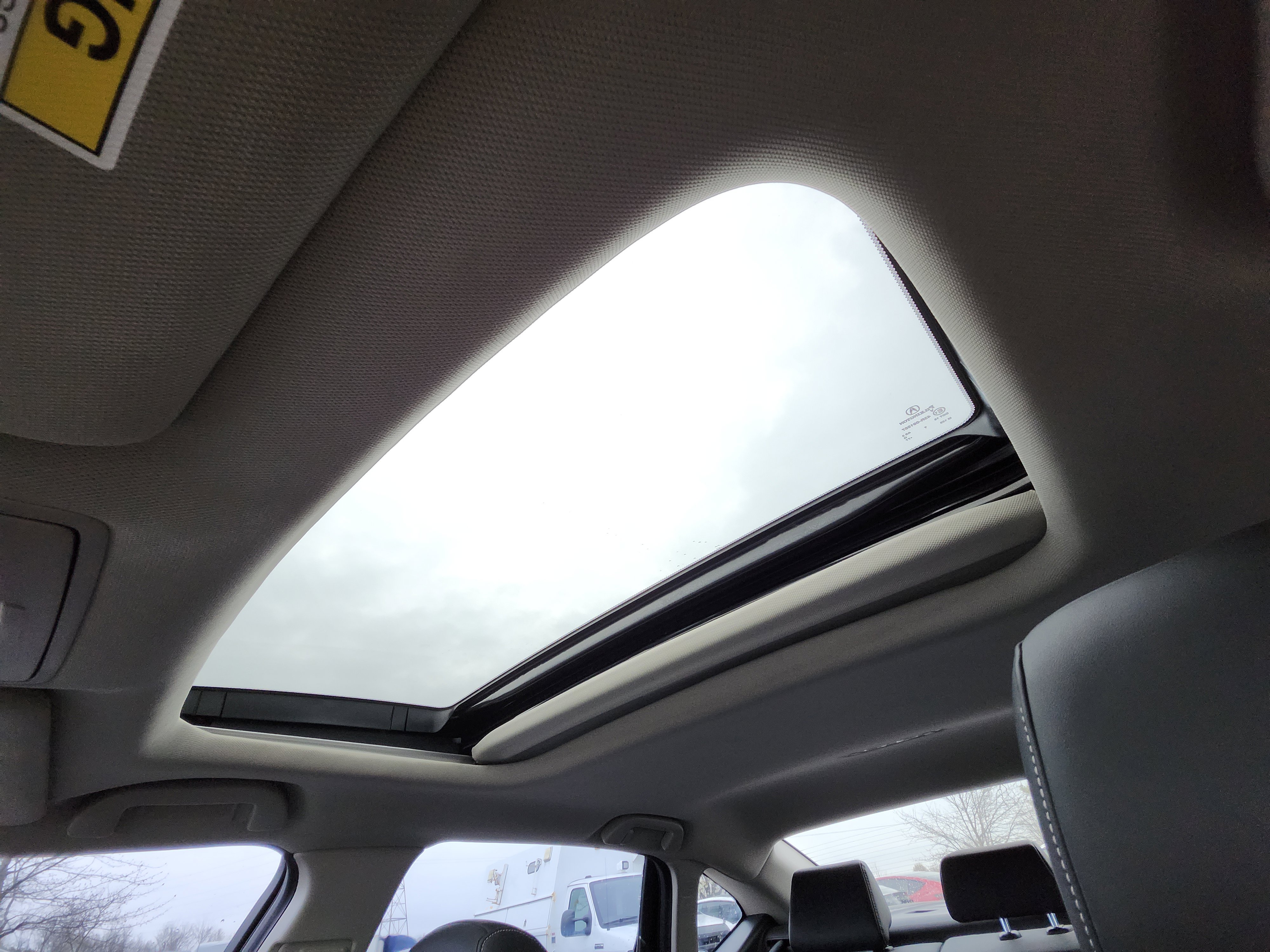 Used 2021 Acura TLX w/ Technology Package image 2