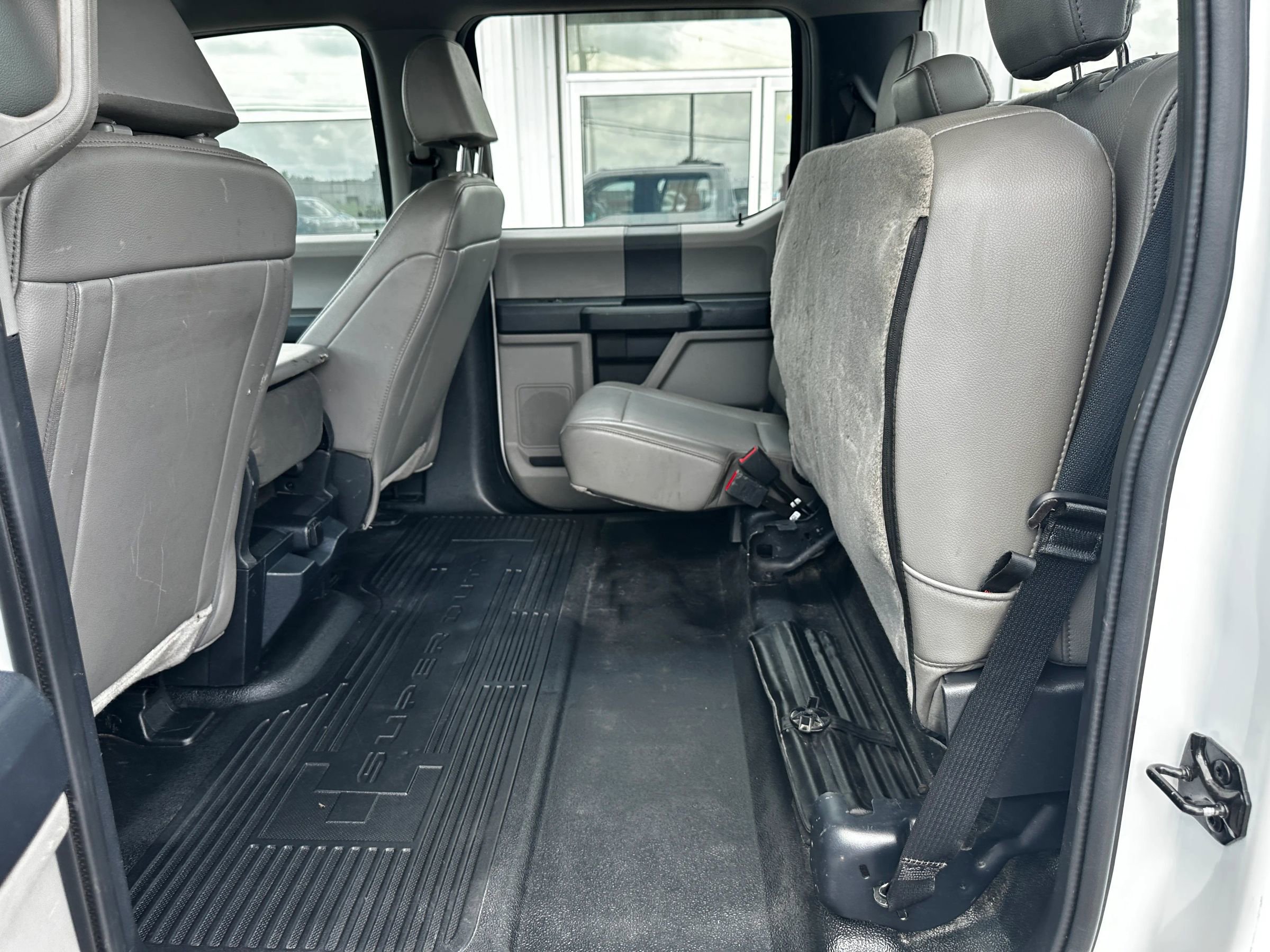 Used 2022 Ford F250 XL w/ Power Equipment Group image 31