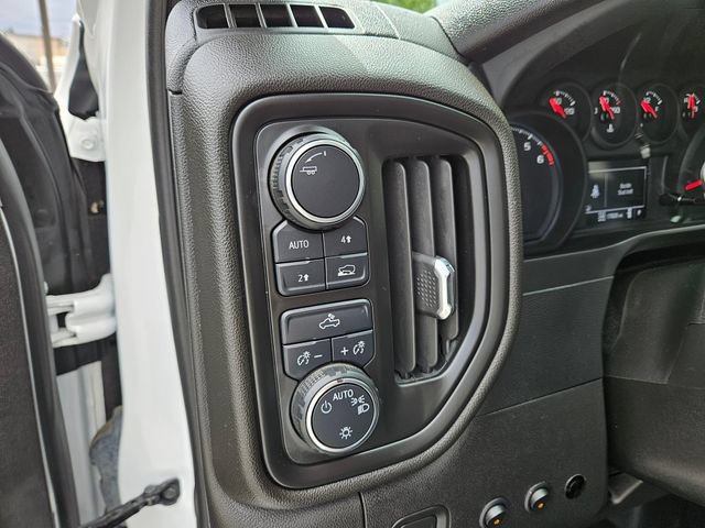 Used 2023 Chevrolet Silverado 1500 W/T AWD/4WD image 25