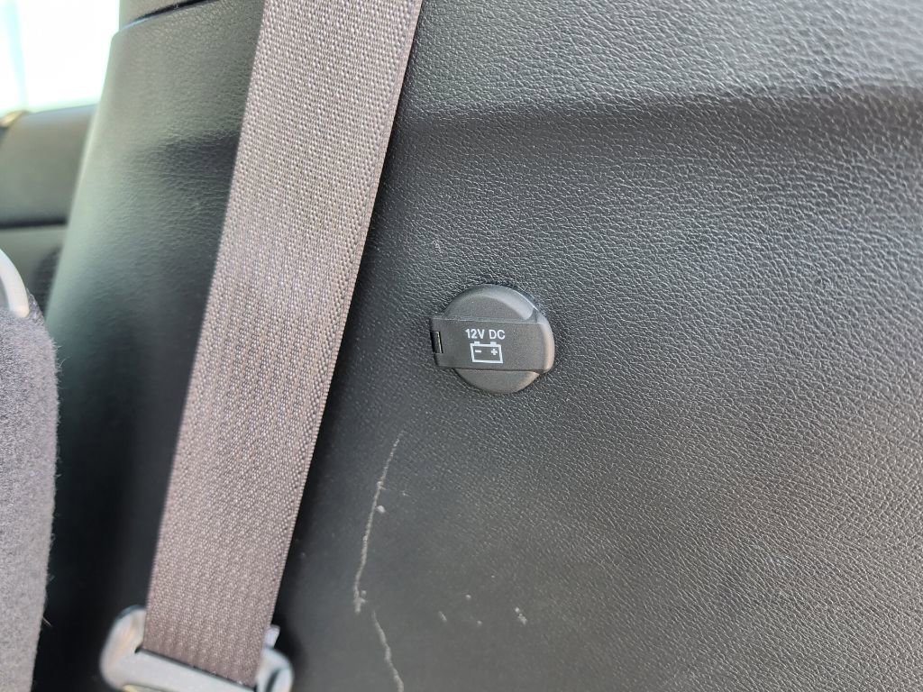 Used 2025 Chrysler Pacifica Limited FWD image 44