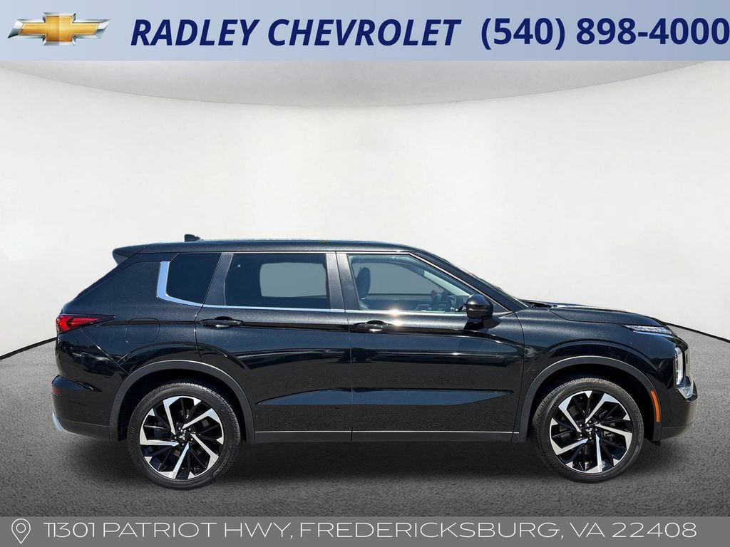 Used 2023 Mitsubishi Outlander SE AWD/4WD image 21
