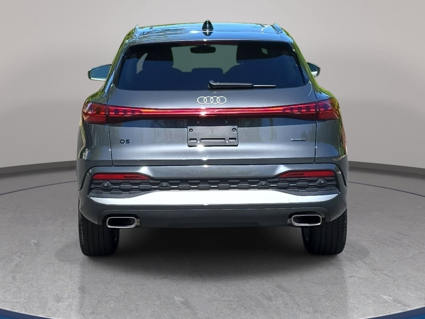 Used 2025 Audi Q5 Premium Plus w/ Premium Plus AWD/4WD image 6