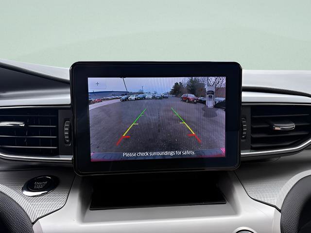 Used 2022 Ford Explorer XLT w/ Equipment Group 202A AWD/4WD image 13