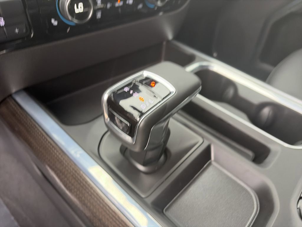 Used 2024 Chevrolet Silverado 1500 LT Trail Boss w/ Convenience Package II AWD/4WD image 30