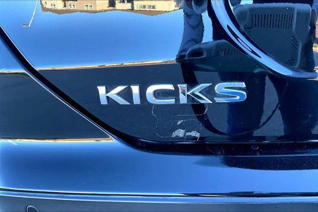 Certified 2021 Nissan Kicks SV image 9