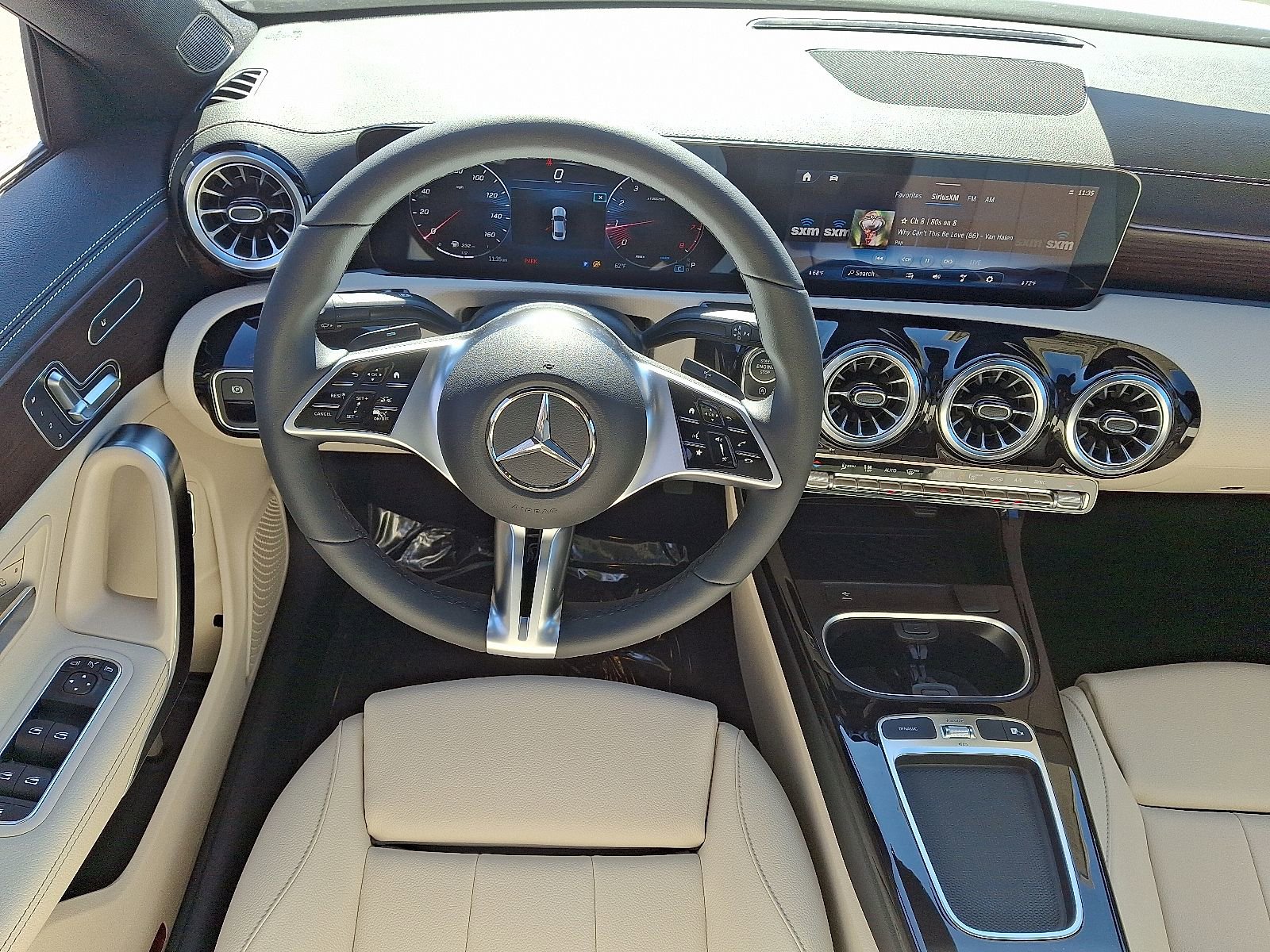 New 2026 Mercedes-Benz CLA 250 4MATIC image 6