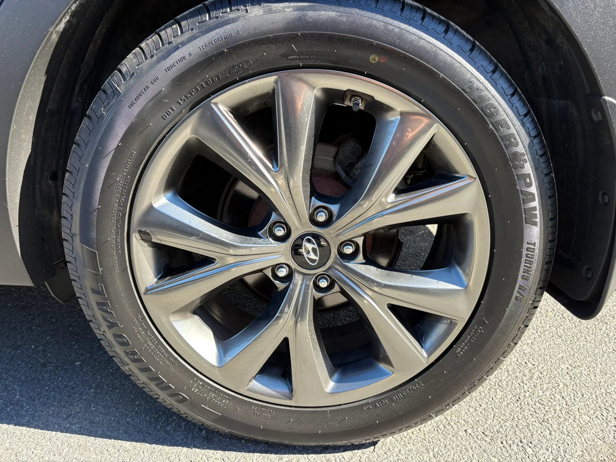 Used 2018 Hyundai Santa Fe Sport w/ 2.0T Ultimate Tech Package 05 AWD/4WD image 32