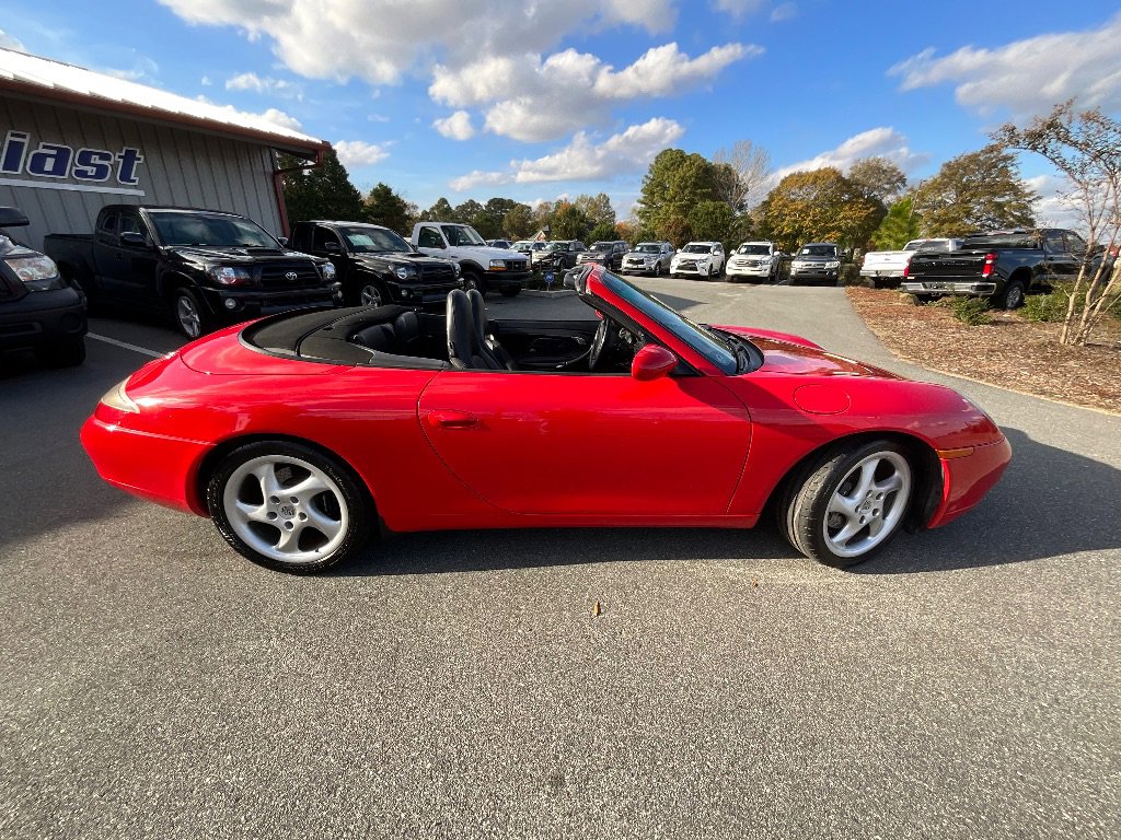Used 2000 Porsche 911 Cabriolet image 46
