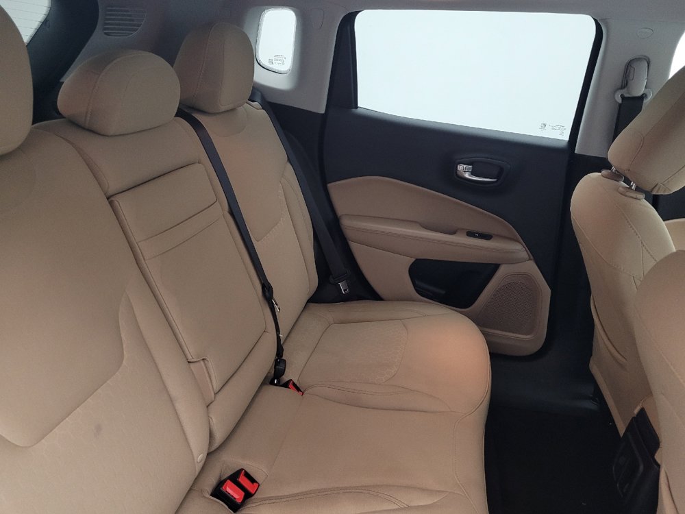 Used 2018 Jeep Compass Sport FWD image 19