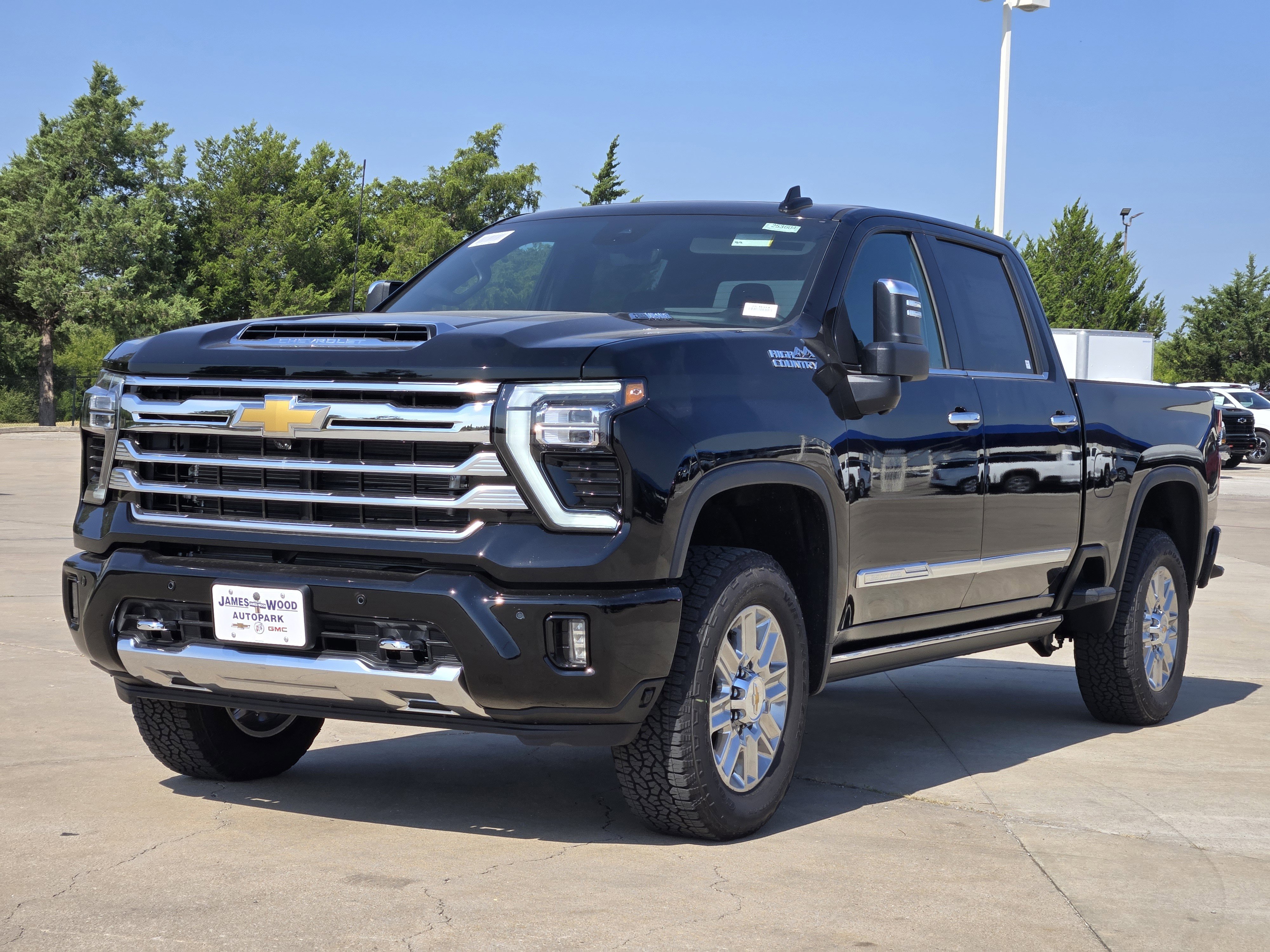New 2025 Chevrolet Silverado 2500 High Country w/ High Country Premium Package image 2