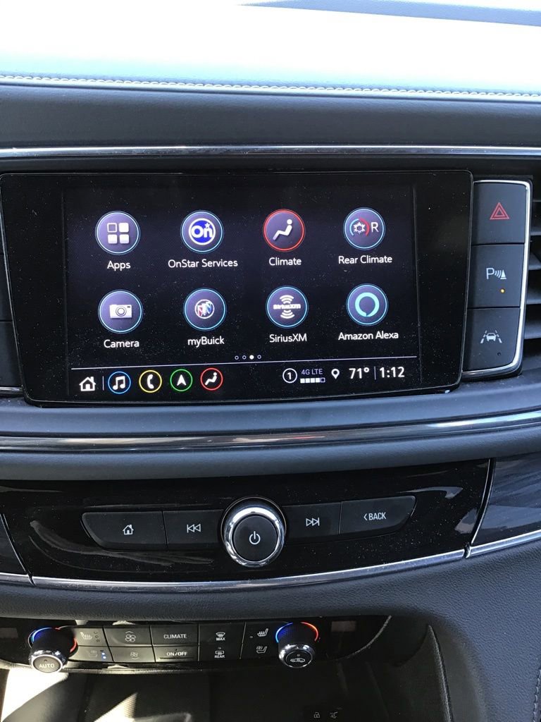 Used 2024 Buick Enclave Premium image 11