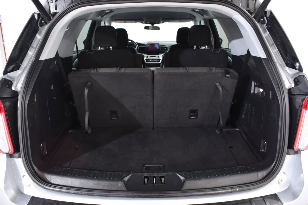 Used 2022 Ford Explorer XLT w/ Class IV Trailer Tow Package image 21