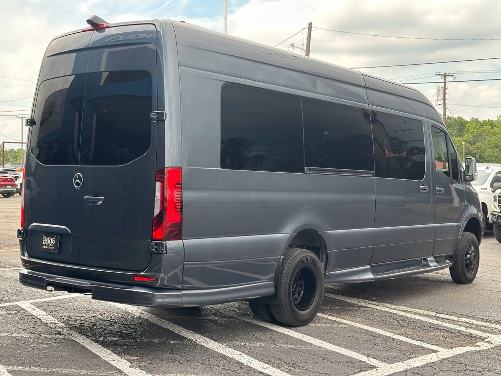Used 2023 Mercedes-Benz Sprinter 3500 image 7