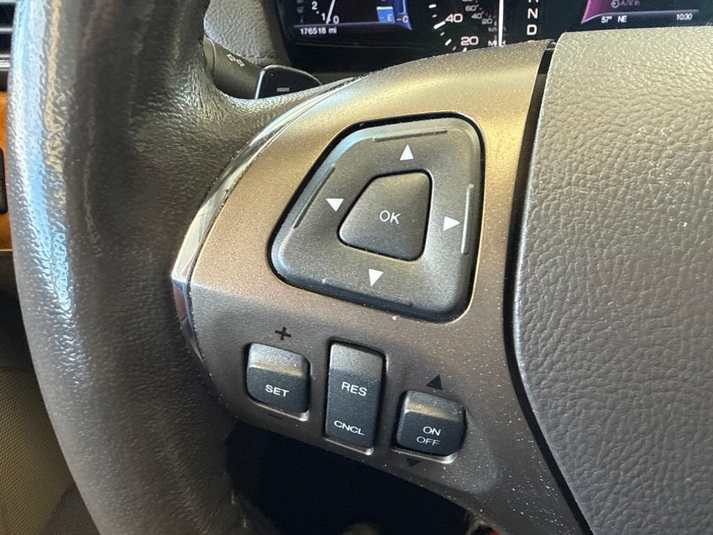 Used 2013 Lincoln MKX AWD image 16