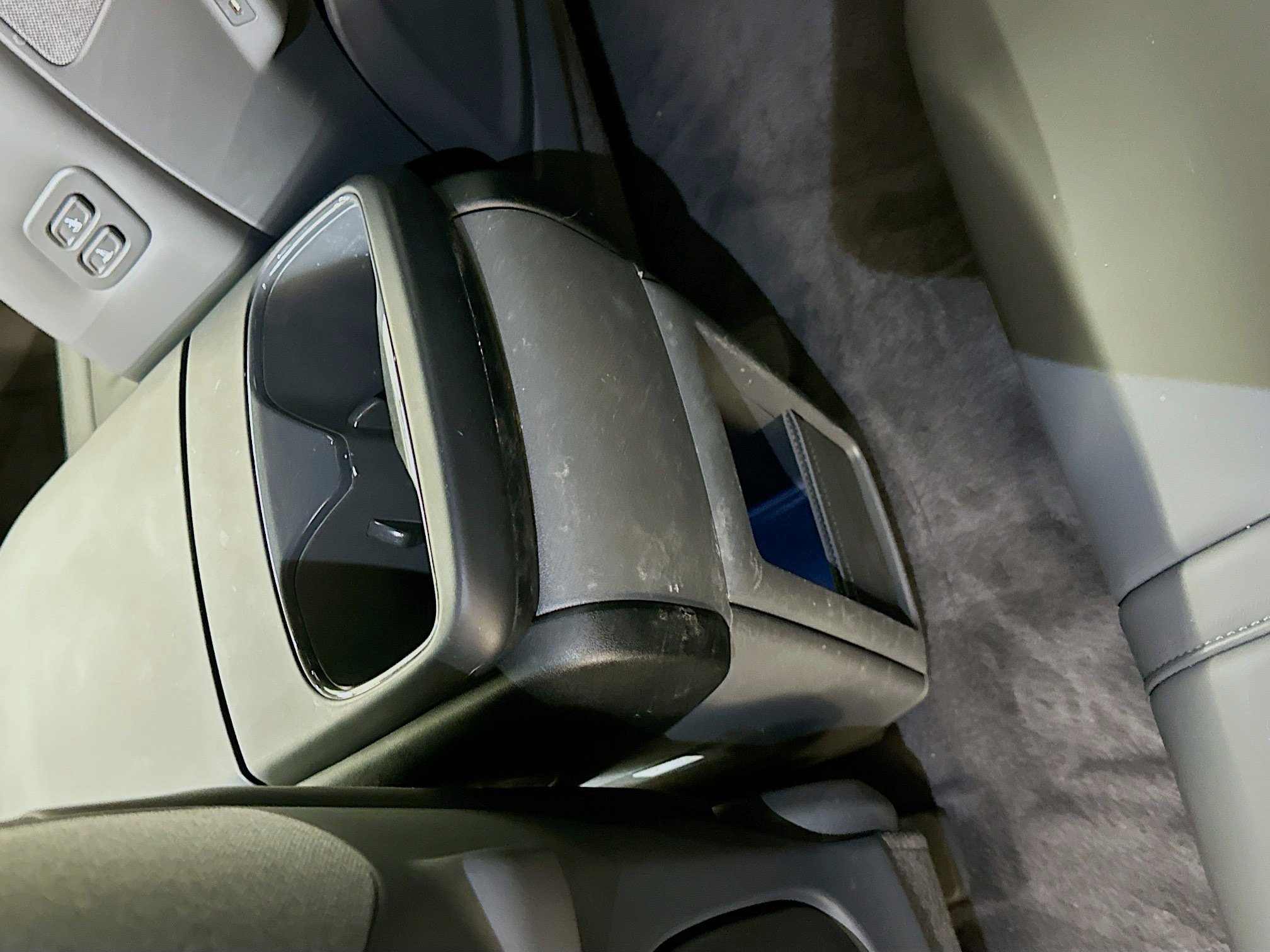 Used 2024 Kia EV9 Wind image 28