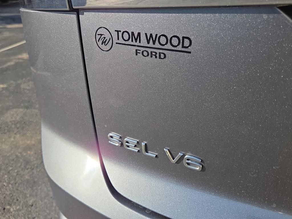 Used 2020 Volkswagen Atlas Cross Sport SEL Premium R-Line image 35