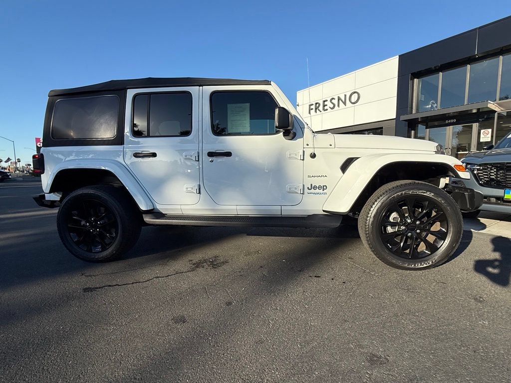 Used 2021 Jeep Wrangler Unlimited Sahara w/ Cold Weather Group AWD/4WD image 13