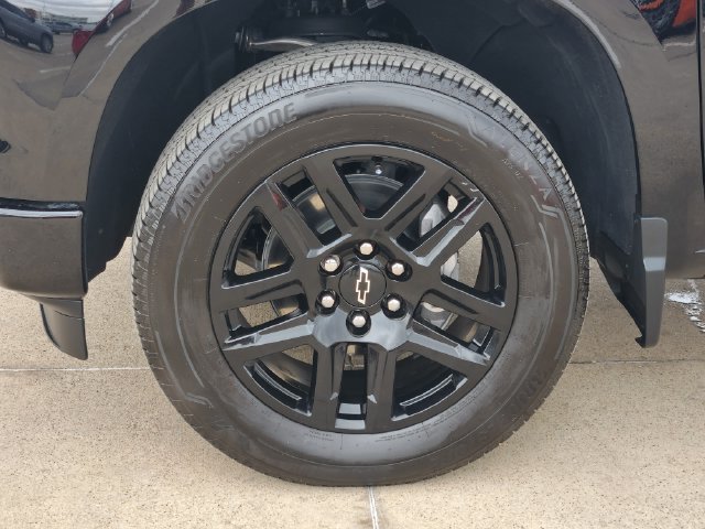 Used 2026 Chevrolet Silverado 1500 Custom RWD image 18