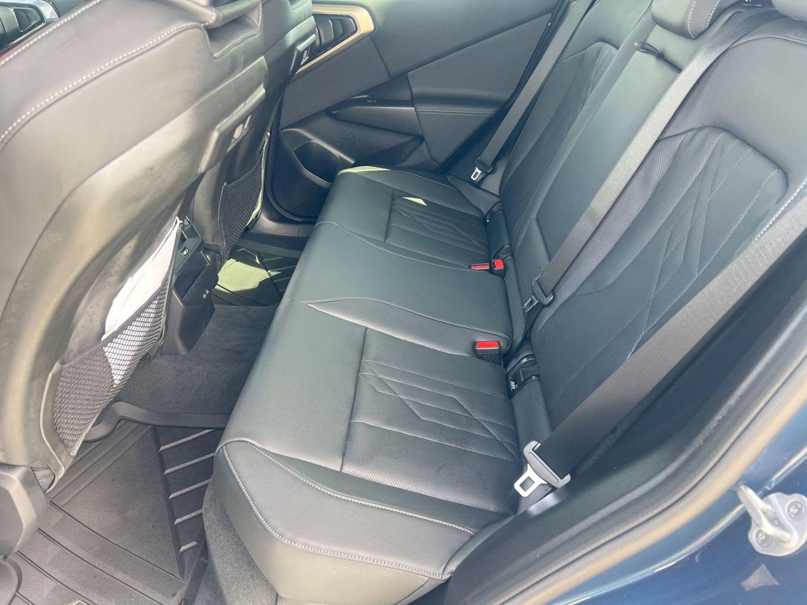 Used 2025 BMW X3 xDrive30i w/ Convenience Package image 15