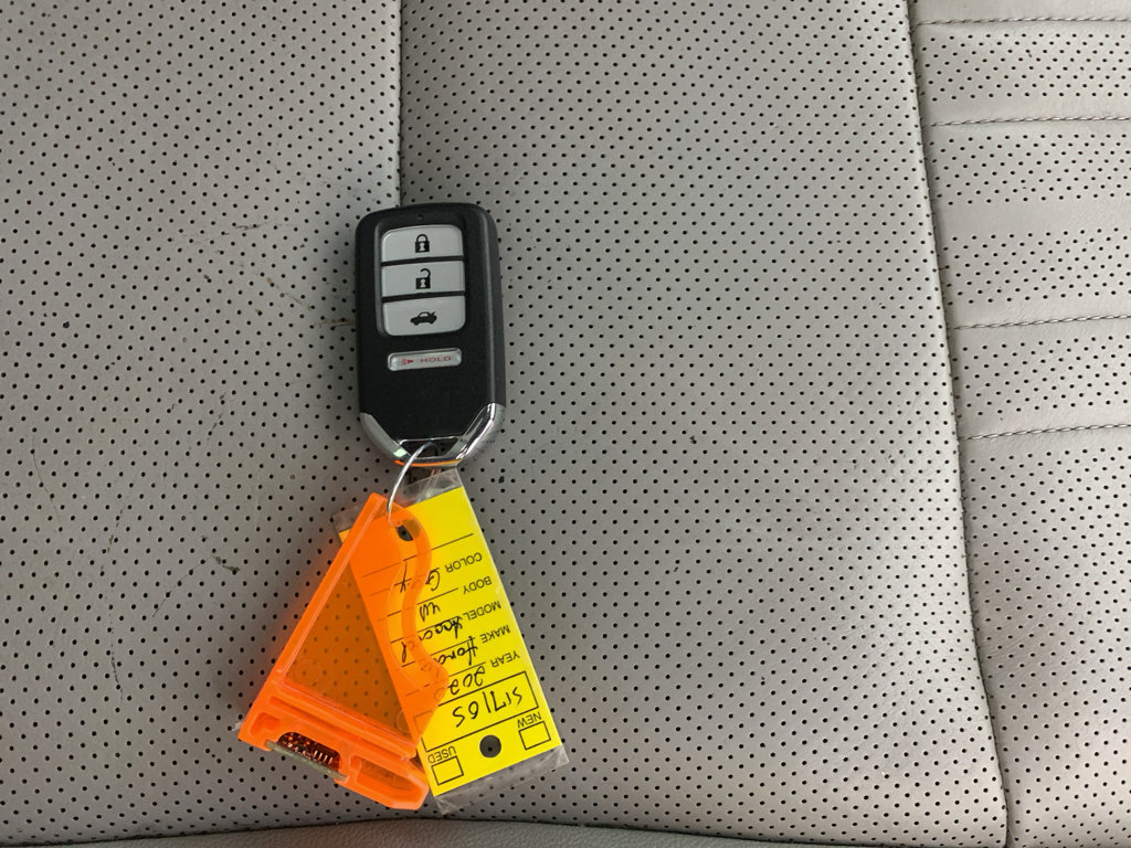 Used 2020 Honda Accord Touring image 43