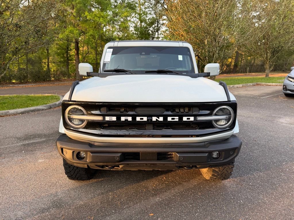 Used 2022 Ford Bronco Outer Banks image 2