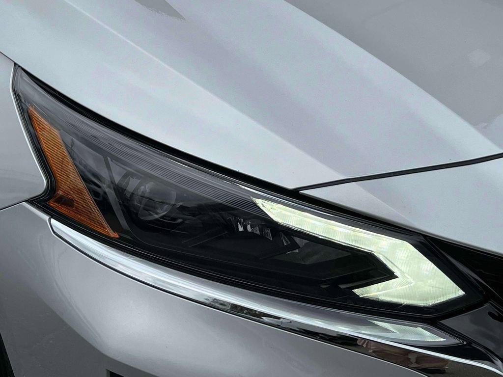 Used 2024 Nissan Altima 2.5 SV image 9
