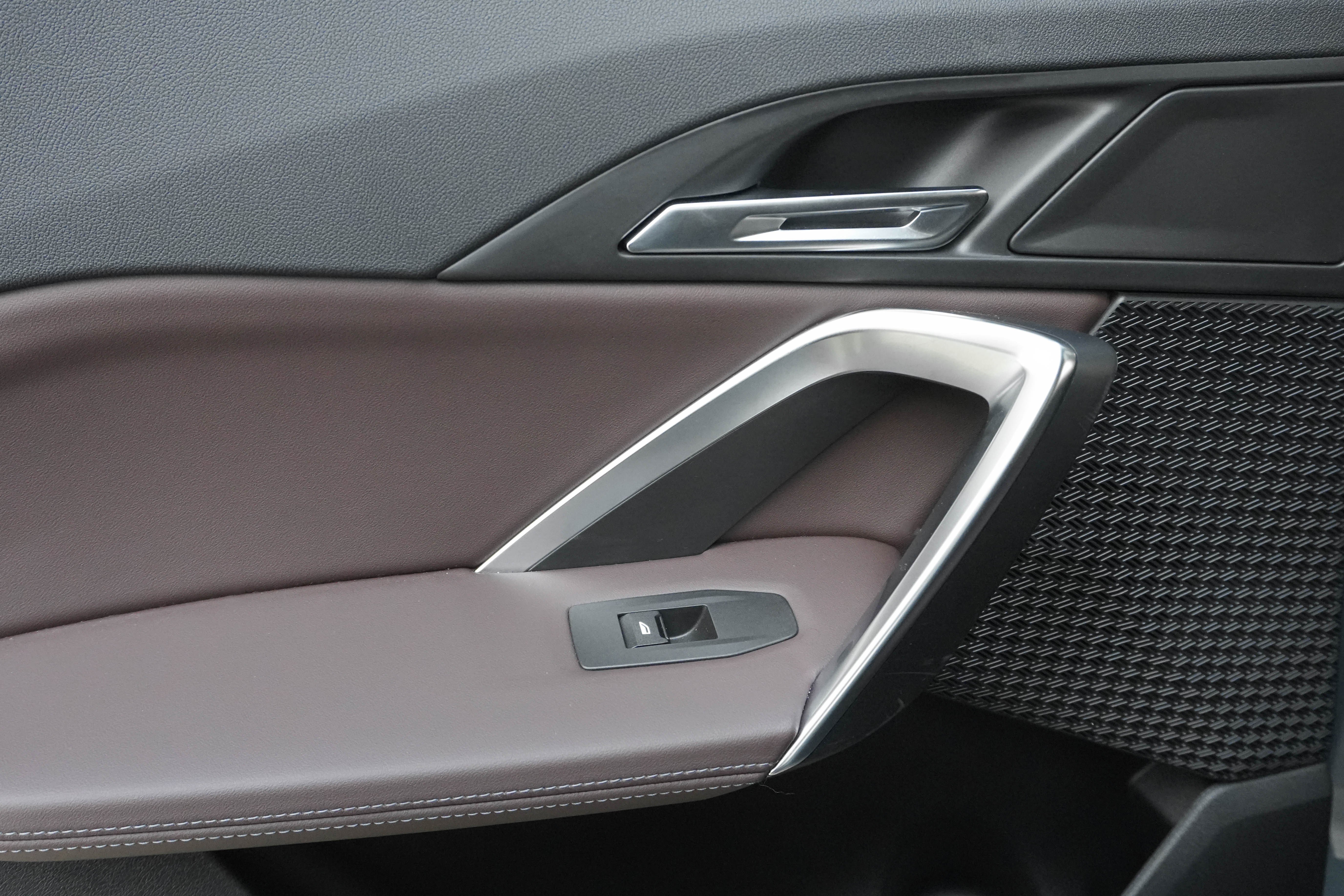 Certified 2025 BMW X2 xDrive28i image 30