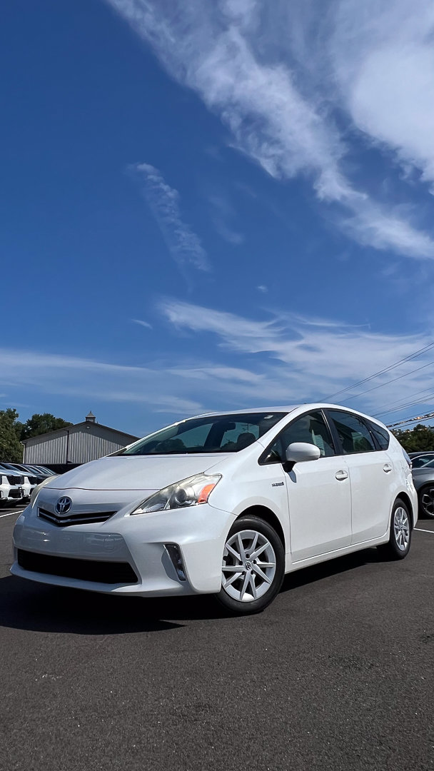 Used 2013 Toyota Prius V Three FWD image 13