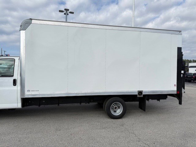 New 2025 GMC Savana 4500 w/ Power Convenience Package RWD image 2