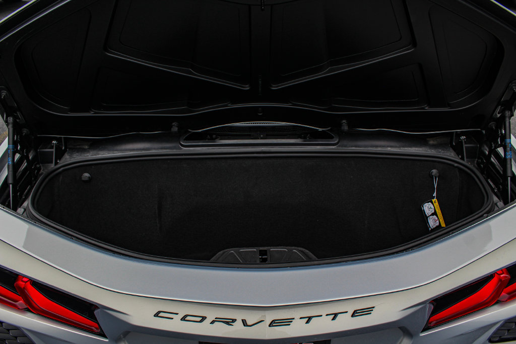 Used 2024 Chevrolet Corvette Stingray Convertible w/ 1LT RWD image 11
