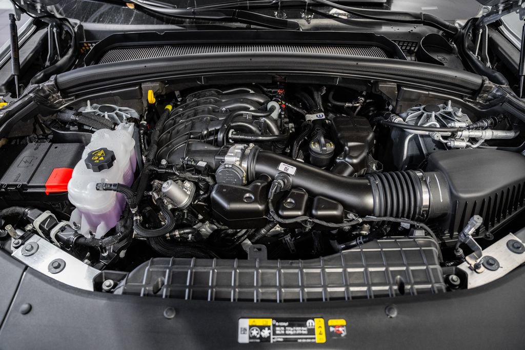 New 2025 Jeep Grand Cherokee Altitude image 17