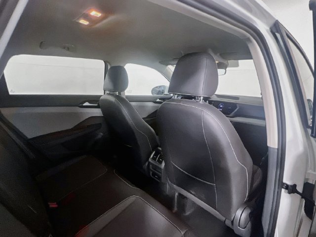 Used 2023 Volkswagen Taos SE FWD image 20