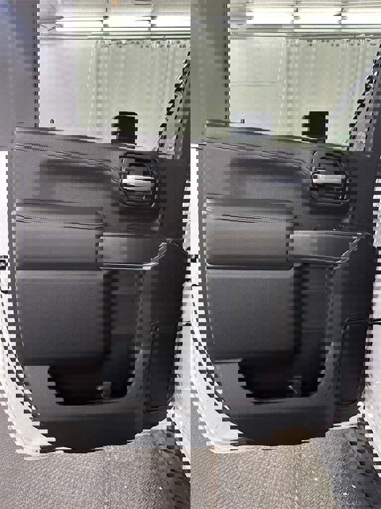 Used 2021 GMC Sierra 2500 AT4 w/ AT4 Premium Plus Package image 28